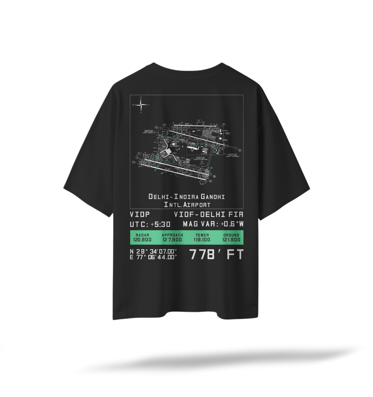 VIDP | DEL Pilot's Airfield Map Black Oversized T-Shirt
